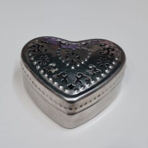 Caja Corazon Metal 7,5*6