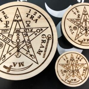 Tetragramatón 8cm madera