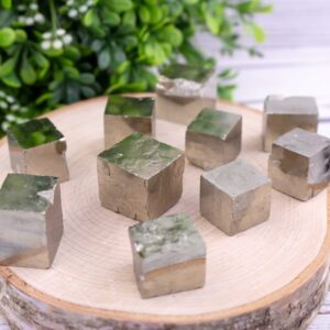 Pirita en cubo 2x2cm aprox