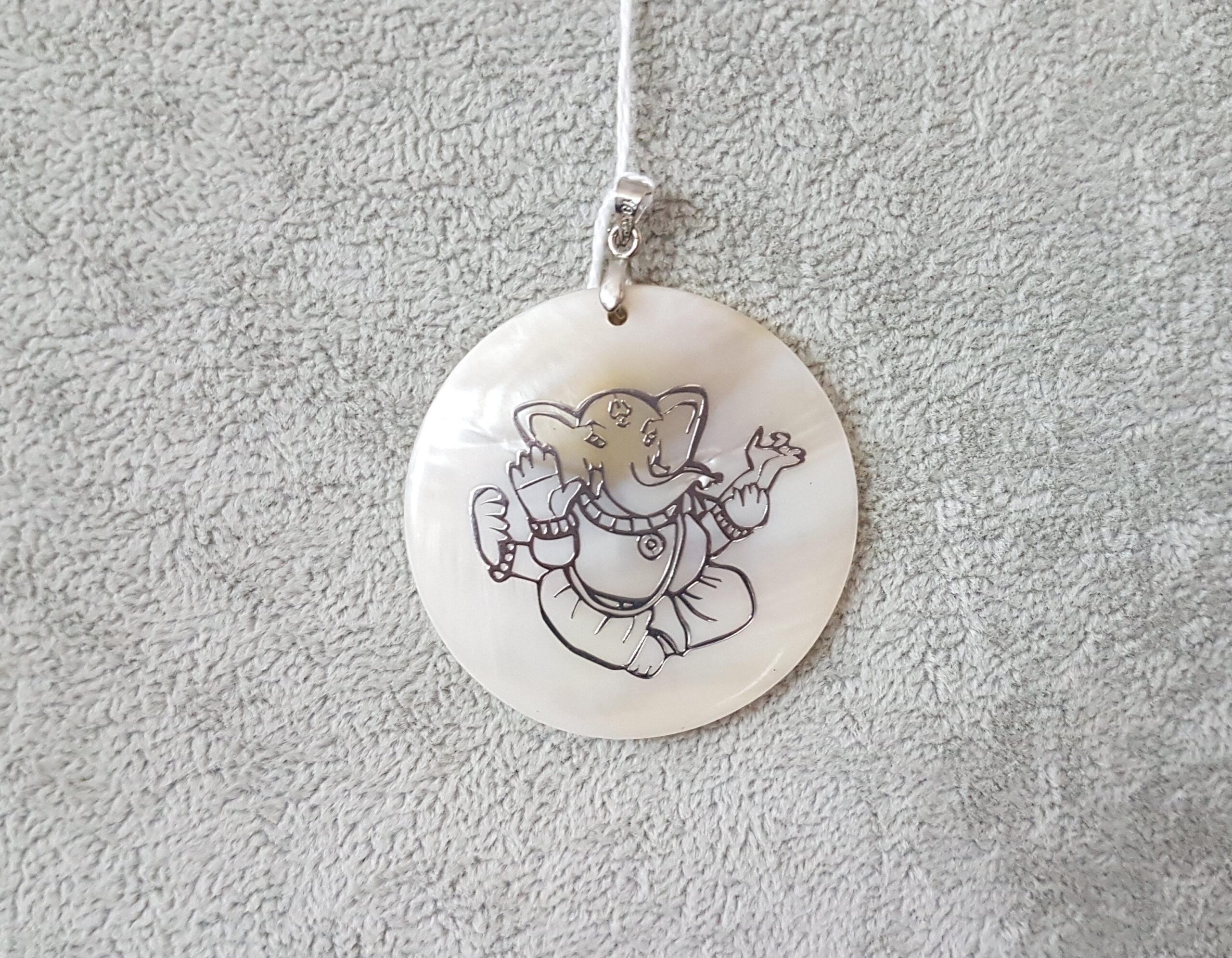 Nacar Colgante Ganesha
