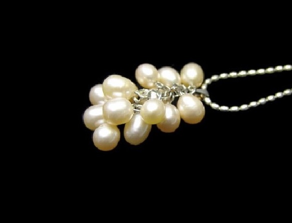 Perla Plata Colgante Racimo 4cm